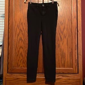American Eagle Black Hi-Rise Jegging 2R